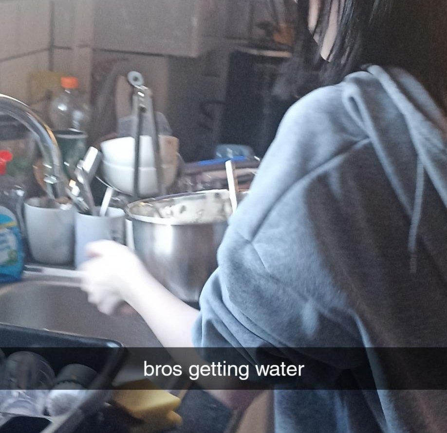 Blitzdoesexist's tweet photo. Bro is thirsty https://t.co/yGZ2HtDZm0