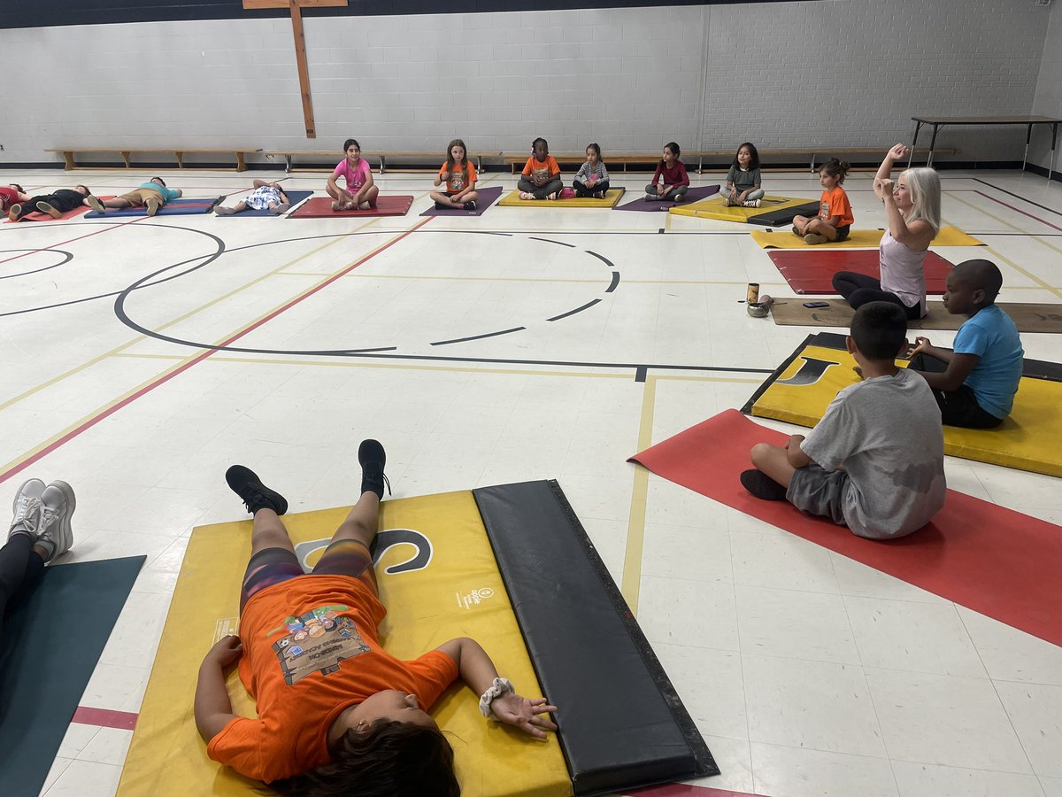 Miss David tweet media