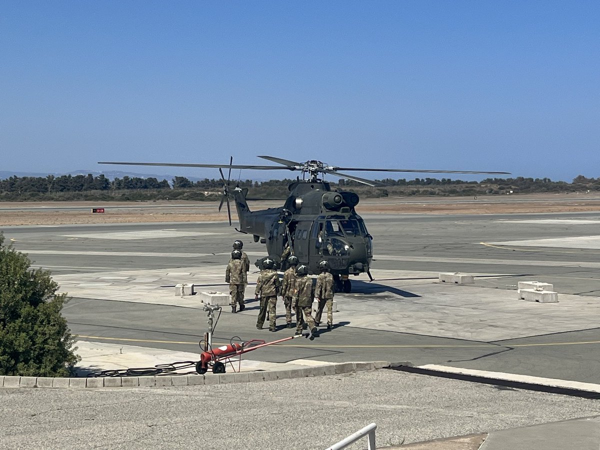 Alleyns_CCF's tweet photo. Fantastic first day at @RAFAkrotiri.
Cadets enjoyed meeting the bomb squad before taking the skies of Cyprus in a Puma. 
“Wow”
“Amazing!” 
“Loved it!”
#lovingccfsummercamp
@AlleynsSchool @Trinity_CCF @CCAstorCCF @thejuddschool
@aircadets @ComdtAC https://t.co/butq8RFBPP