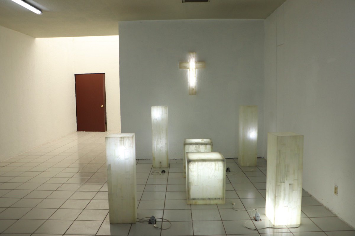 JoseCarlosXoch's tweet photo. Rehabilitamos la capilla, los velatorios y crematorios del Panteón Xilotepec, otorgándoles una imagen digna.

Nuestros seres queridos merecen   tener una última morada decorosa.

Gracias a la administración eficiente y el uso transparente de recursos logramos realizar esta obra https://t.co/IDEGY60RPC