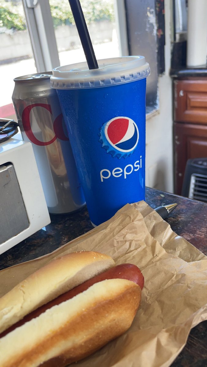 Gabriella 🍒 🔜 Bass Canyon 👾🔊 on Twitter "😭🤍 not me saying I love