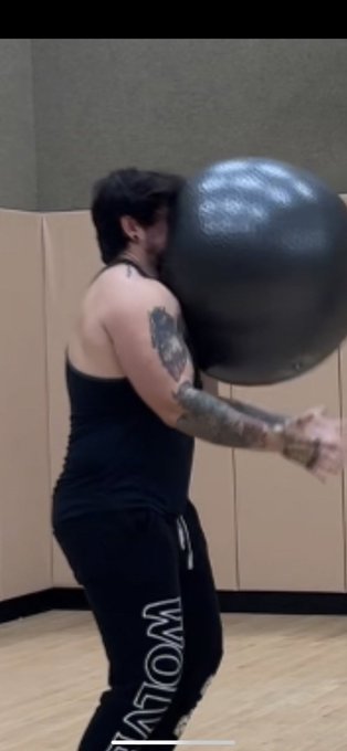 Do you eat ass? Me: https://t.co/9eX2nelKEB