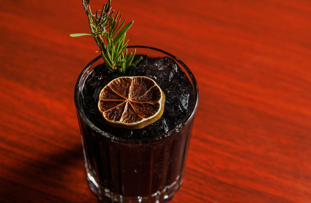 curra_s's tweet photo. Tag a friend who needs to graduate from vodka sodas to our amazing craft cocktails https://t.co/CPTPJhRch8