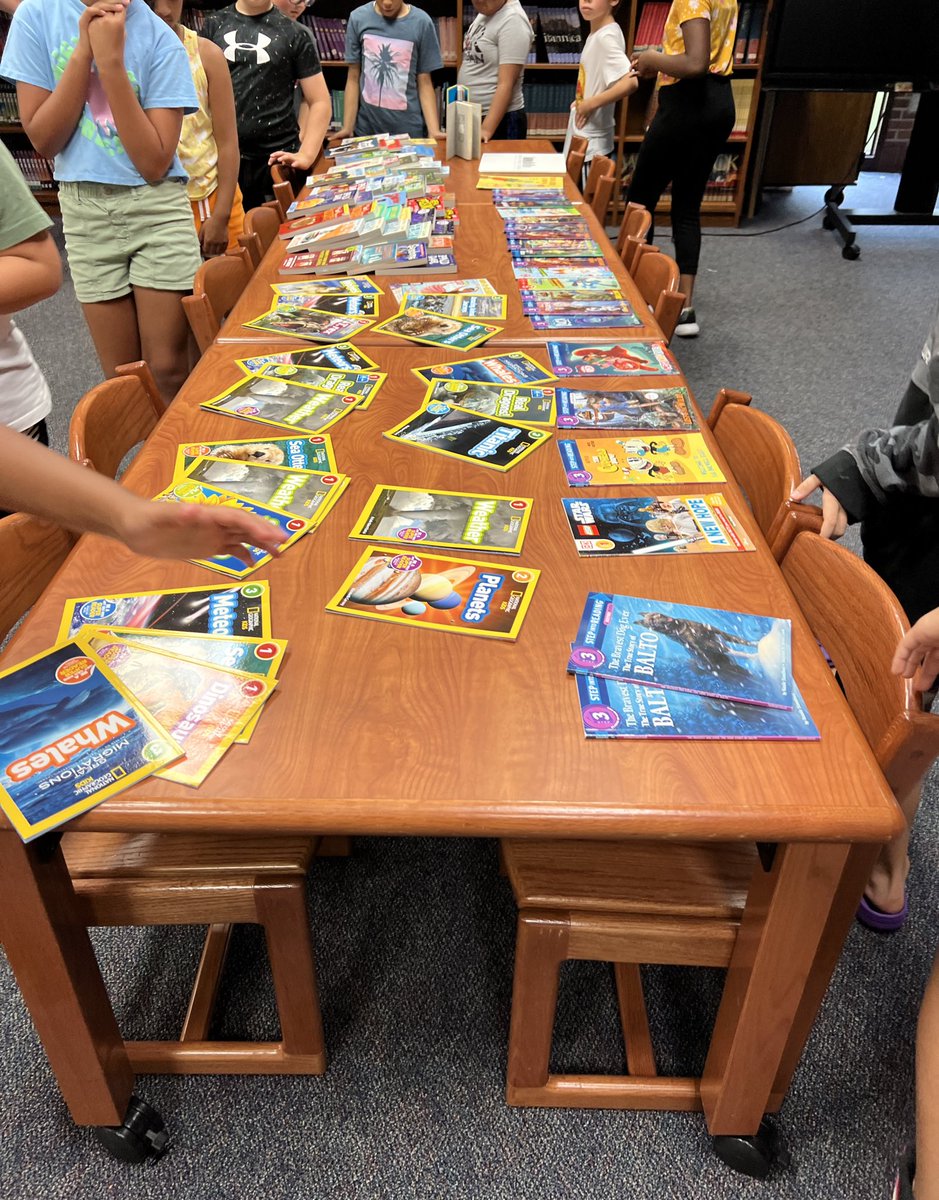 Ss were excited to receive books for summer reading Thank you <a href="/LoudounLiteracy/">Loudoun Literacy</a>! <a href="/PotowmackES/">Potowmack Elementary School</a>