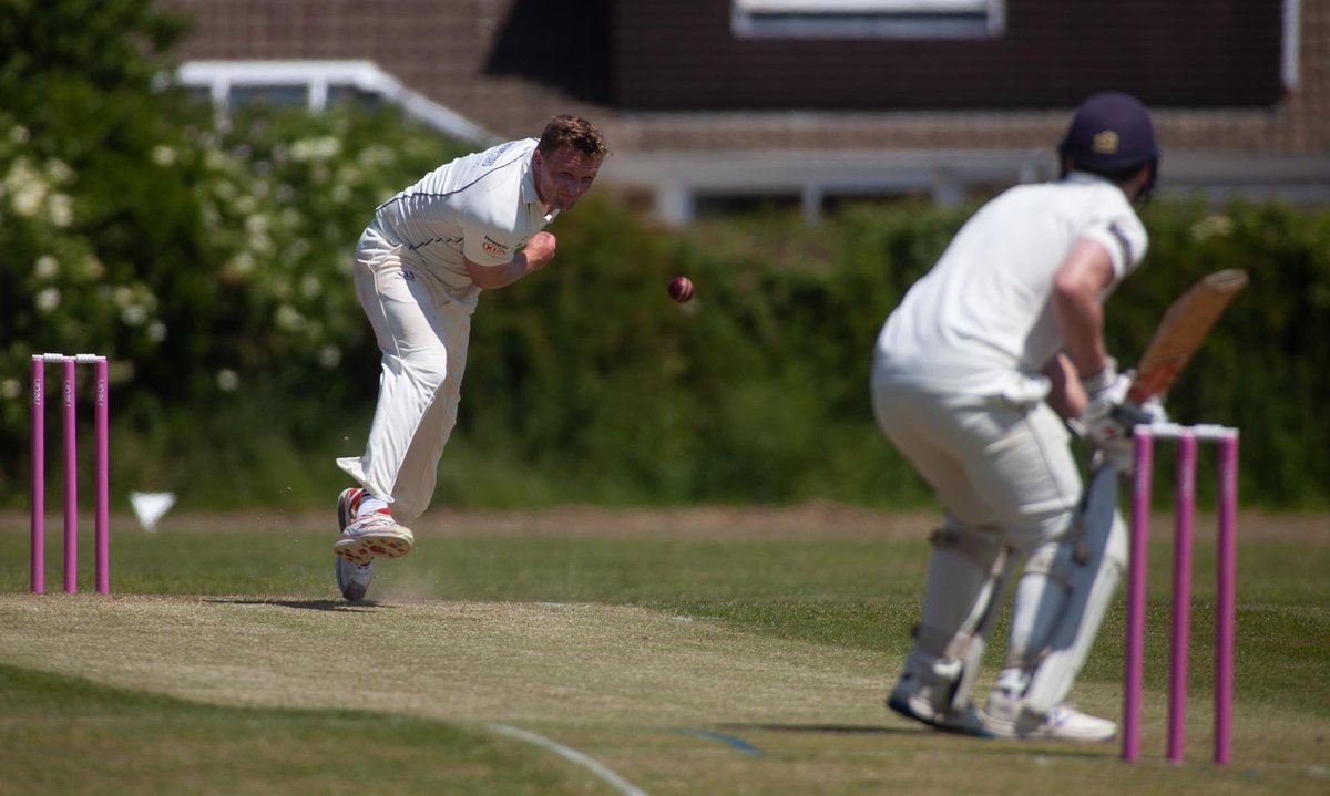 ClevedonCricket's tweet photo. 𝐈𝐂𝐘𝐌𝐈

💫 A Mark Bibbing 5fer 
💯 Cam Harding century 
3️⃣ Matty Carpenter hat trick

As the 1️⃣xi stormed to a 139 run victory in a reduced overs game at Dial Hill on Saturday!

Full scorecard can be found here - https://t.co/ctctFYcsMh https://t.co/BRijEDRY0u