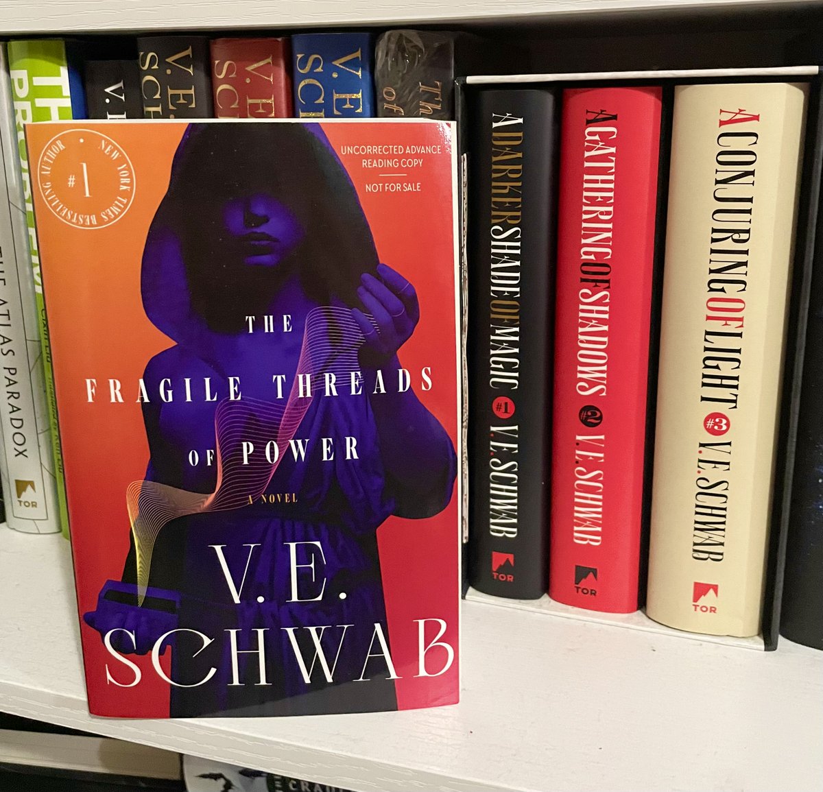 Can't wait to get your hands on #TheFragileThreadsofPower by <a href="/veschwab/">Victoria/V.E. Schwab</a>? You're in luck, because we're giving YOU the chance to snag an early copy! Just follow us, then like and retweet to enter. 

#FragileThreadsSweeps