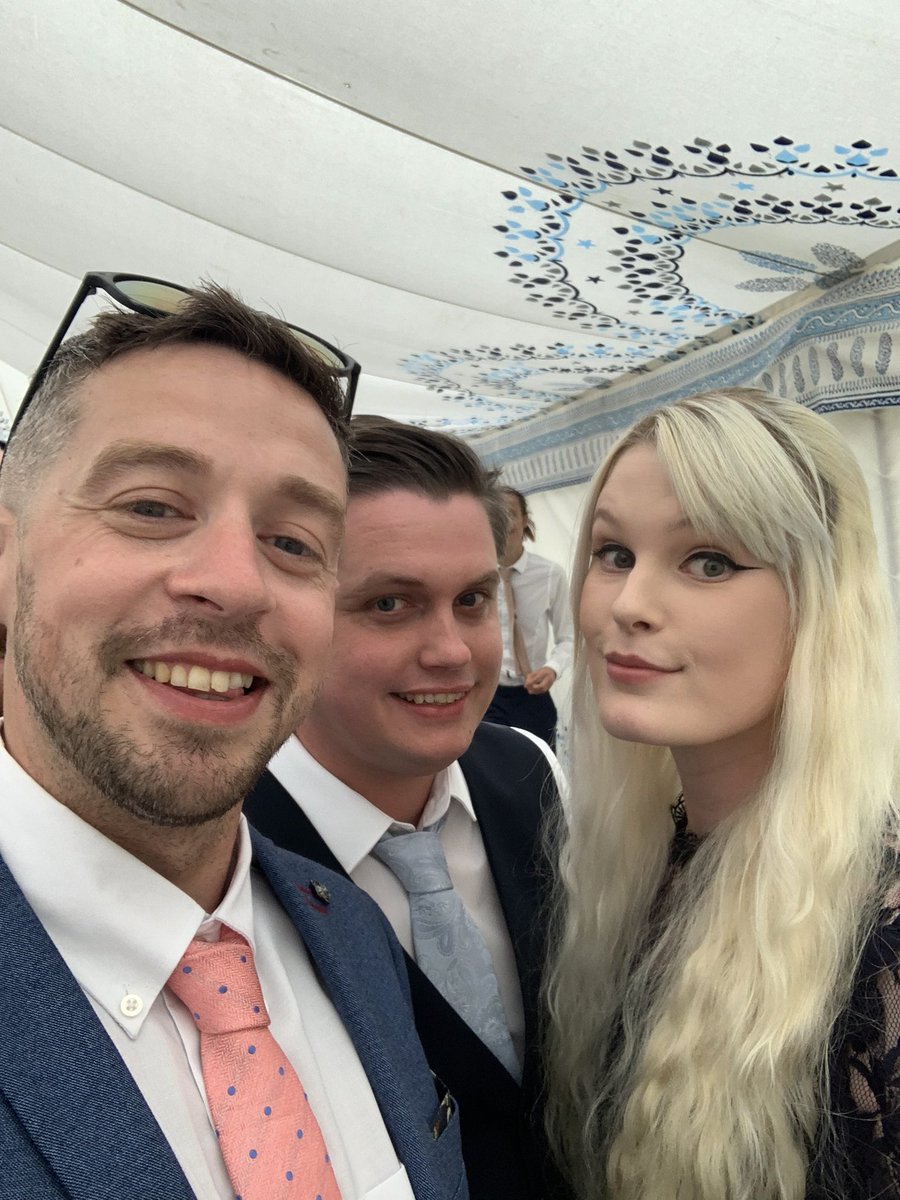 Jackhall90's tweet photo. Had an amazing weekend at a wedding with the best friends ever ❤️ https://t.co/0p7c8UvTnr