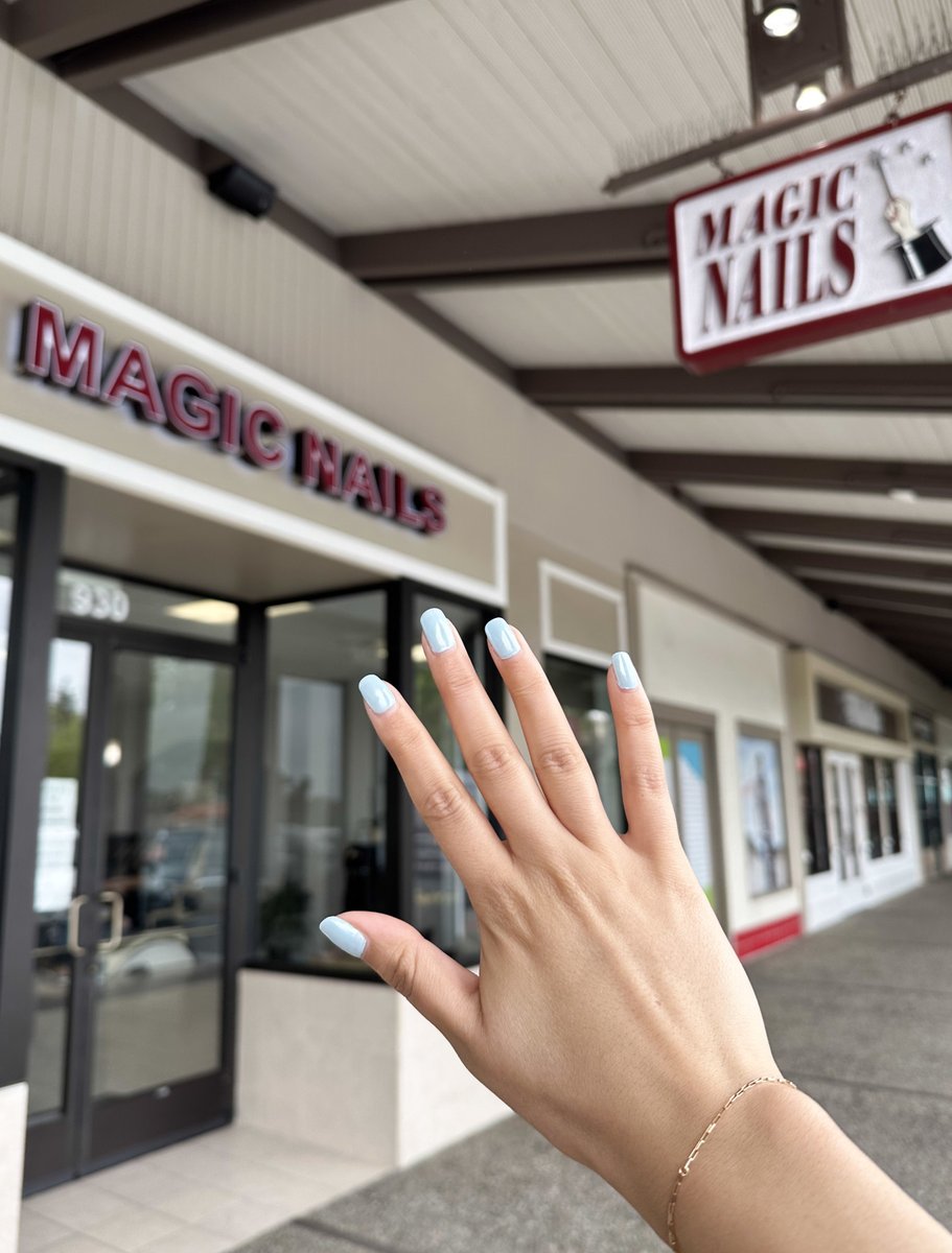 ShopDelMonte's tweet photo. Fairy Godmother of manicures. ✨🧚‍♀ Who needs a glass slipper when you've got Magic Nails? https://t.co/Ae3pTyfzyJ