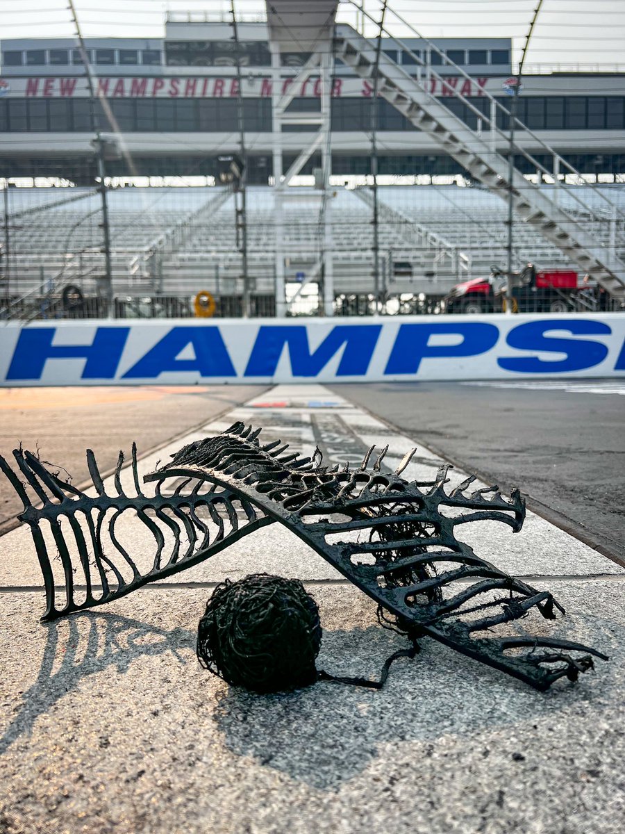 RT for your chance to win some rubber and debris from @MartinTruex_Jr’s burnout. 🔄 #Crayon301 | @JoeGibbsRacing | #NHMS