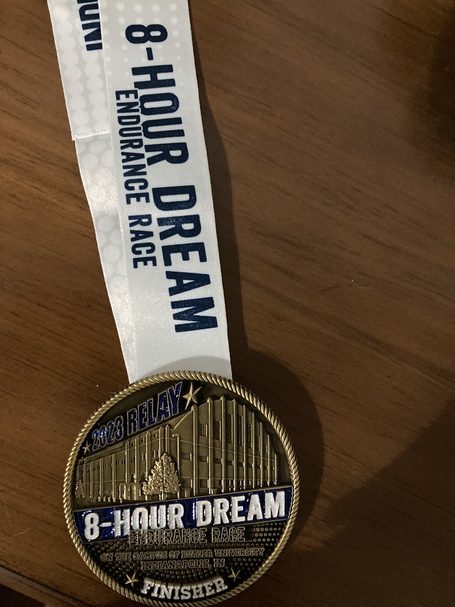 RobRueff's tweet image. This might be my all time favorite 🥇 just because the cathedral of Indiana 🏀 is on it #runchat #medalmonday #8hourdream #crrg