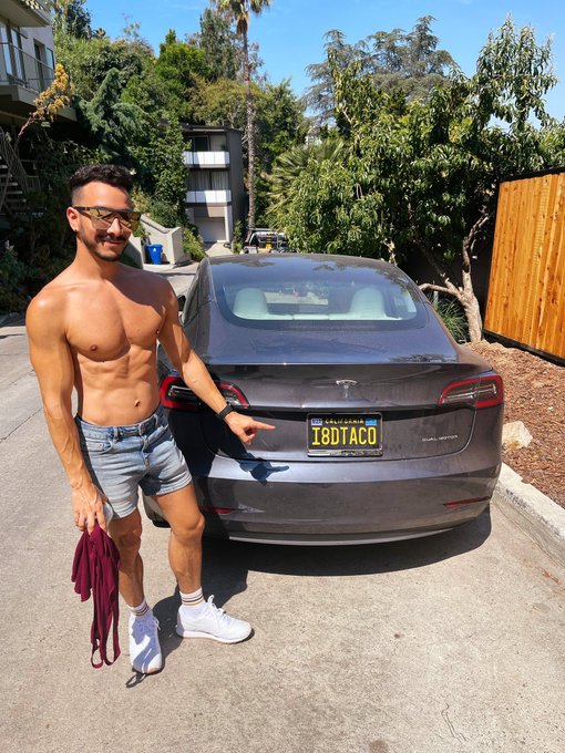 Hello L A ☀️ ? https://t.co/T3Fgxrqx3s