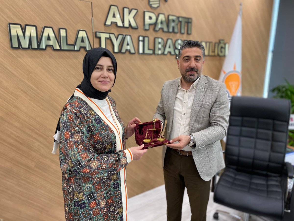 akadinyesilyurt's tweet photo. AK Pari Malatya İl Başkanlığına asaleten atanan Sayın Namık Gören Başkanımızı  ziyaret ederek hayırlı olsun dileklerinde bulunduk.
Muvaffakiyetler diliyoruz. https://t.co/UYoHQsmuOS