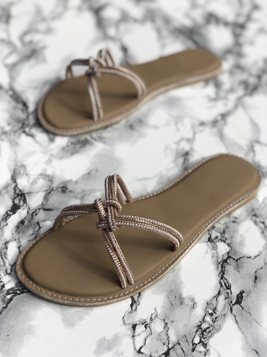 Ekilo4's tweet photo. hi guys!

this is what we do, we produce are market foot wears of all kinds.

for enquiries 
whatsapp - https://t.co/KAHqcFXZ3m

Ig - https://t.co/oWgdwi4mNt

 caicedo declanrice lagos jos handmadeshoes shoemaker bespokeshoes shoes https://t.co/t9k8ZDsEPX