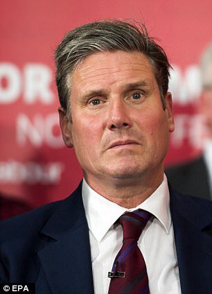 SocialistVoice's tweet photo. Why does Sir Keir Starmer hate young people?

• He’s u-turned on his green economy policy - this will adversely affect today’s young people and future generations

• He criticises young environmentalists

• He won’t back universal free school meals

• He’ll keep the Tories’ welfare cap that has pushed children into poverty

#SirKidStarver