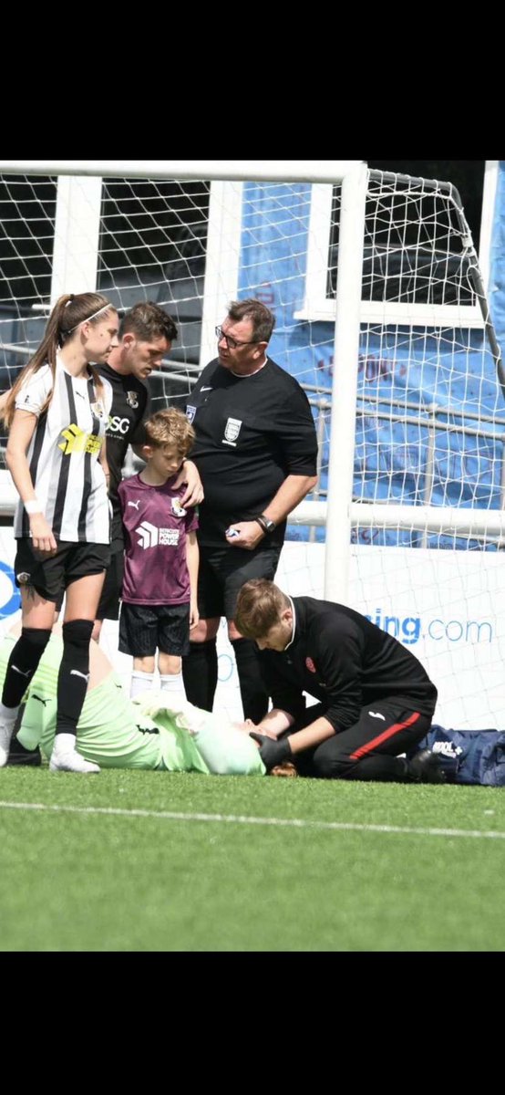 Was a pleasure to help out at <a href="/DartfordFCWomen/">DartfordFCWomen</a> vs <a href="/ChathamTownWFC/">Chatham Town Women</a> on Sunday 🔴⚫️ 
#UpTheChats