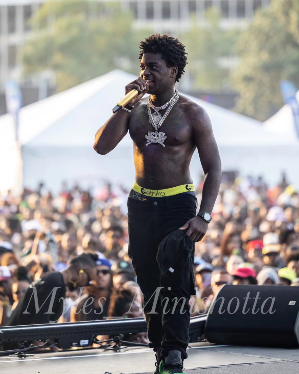 MMinishotta's tweet photo. @KodakBookings performing at #BCFEST23
#Minishotta
#WorldsYoungestPhotographer https://t.co/Z5WUAWP42q