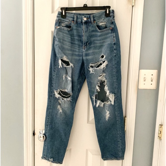 MccurdyChelsey's tweet photo. So good I had to share! Check out all the items I'm loving on @Poshmarkapp #poshmark #fashion #style #shopmycloset #torrid #americaneagleoutfitters: https://t.co/L26DTFexrr https://t.co/KaBIpYQkZM