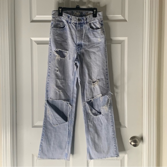 So good I had to share! Check out all the items I'm loving on <a href="/Poshmarkapp/">Poshmark</a> #poshmark #fashion #style #shopmycloset #calvinklein #loft: posh.mk/uOSTggSRiBb