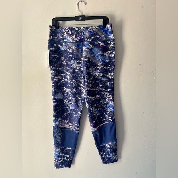 So good I had to share! Check out all the items I'm loving on <a href="/Poshmarkapp/">Poshmark</a> #poshmark #fashion #style #shopmycloset #forever21 #pinkvictoriassecret #ninewest: posh.mk/EIGQV4LbmBb