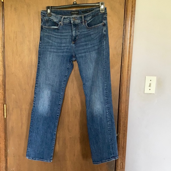 SwampPicker's tweet photo. So good I had to share! Check out all the items I'm loving on @Poshmarkapp #poshmark #fashion #style #shopmycloset #simplysouthern #bananarepublic #americaneagleoutfitters: https://t.co/d5FmKbuuxO https://t.co/LSfuBcYa2p