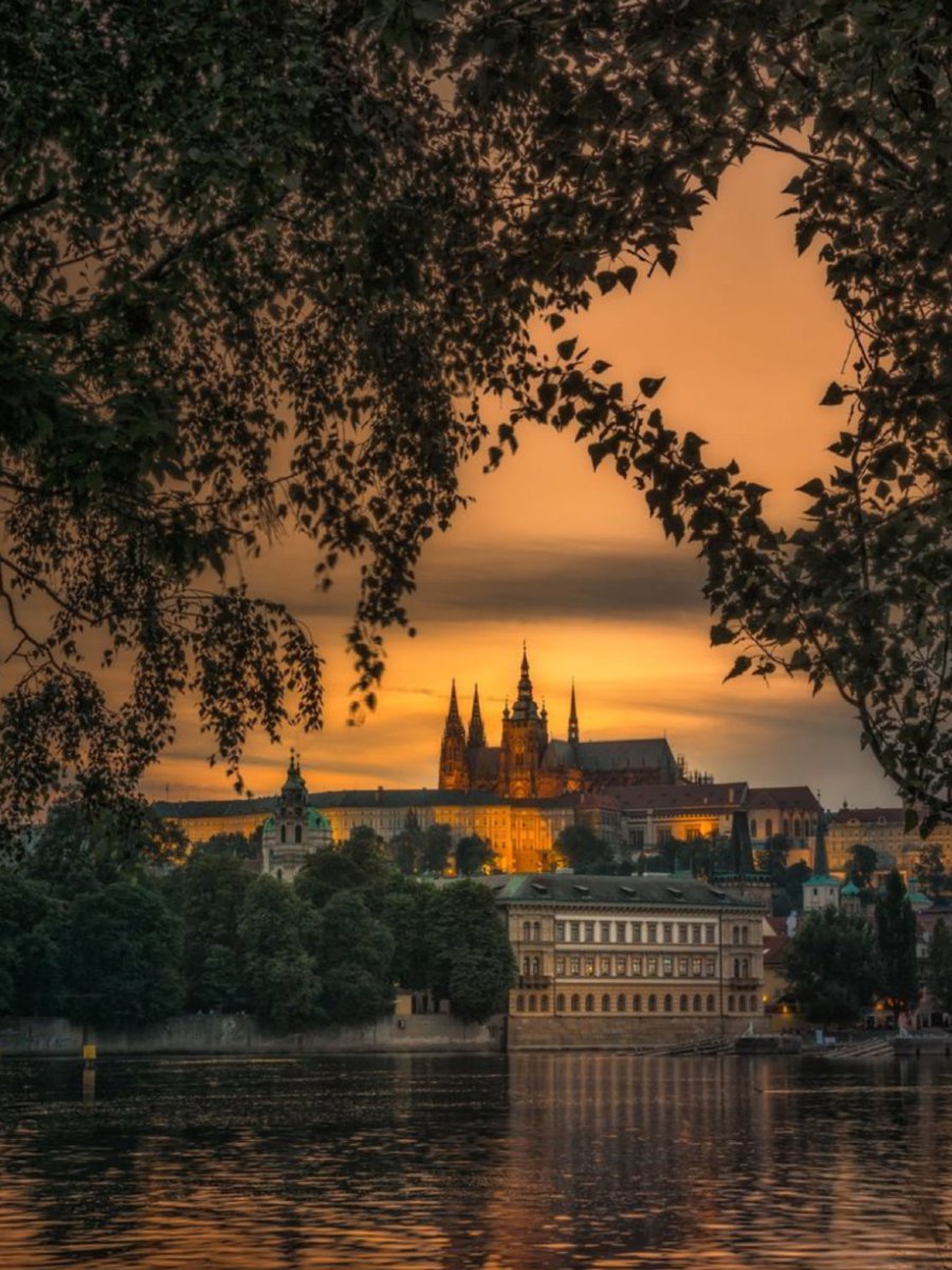 Prague: Golden Hour.