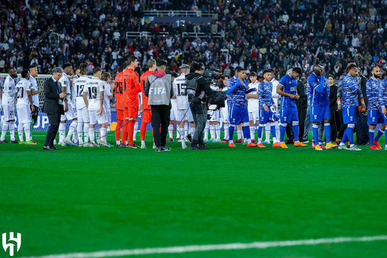 Hfc_c19's tweet photo. الفضيحة مو إنك تسجل ثلاثية على مدريد وتخسر بخماسية و في بطولة كاس العالم ..

الفضيحة الحقيقية انك تملك نجوم واسماء كبيرة وتخسر بخماسية في مباراة ودية 😂

مهما صار .. الصغير يبقى صغير https://t.co/LQZ9WVbNxG