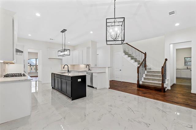 JamieRa61783184's tweet photo. Interested in this property? Contact me to see it in person! #homesforsale  https://t.co/TvujiBhzo3 https://t.co/nd8siphlqj