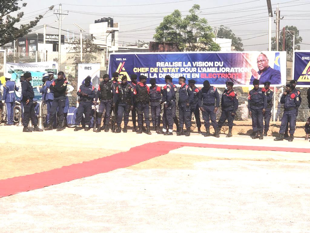 #Snel:Inauguration et Mise en service de la sous station tunnel ds la ville de #Kolwezi alimentée par une nouvelle ligne 30/6,6 kV au départ du poste  répartiteur 120/30 kV de Samukinda .
La nouvelle sous station contribuera au développement économique et industriel de #kolwezi .