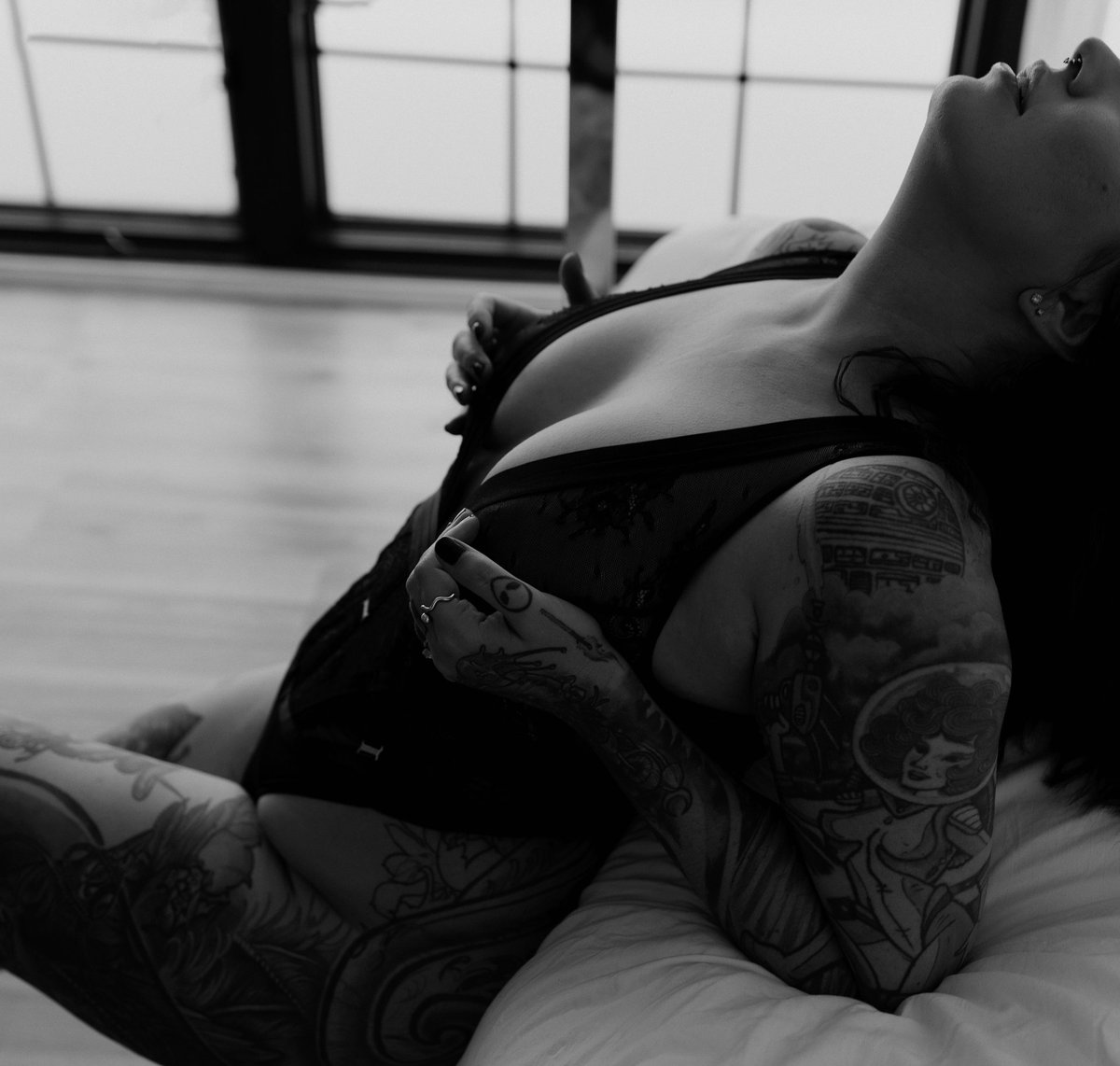 dnboudoiraz's tweet photo. So far, Twitter's reach isn't great. Many limitations on sharing across multiple platforms. I'm too little, too late for this one it appears. 

Do we hashtag any more? Do we just hope people will find and follow our work? Just trying to figure this out. https://t.co/g6A0QpKggp