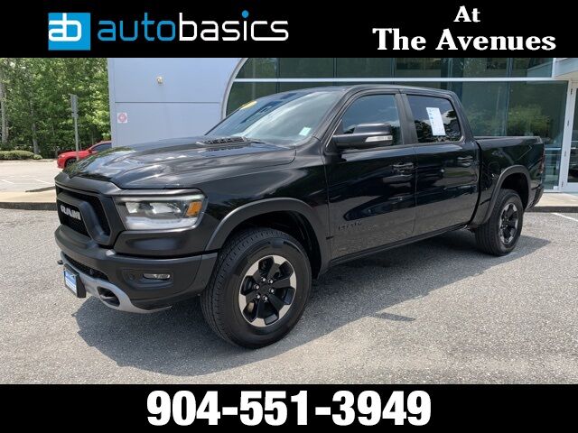 autobasics's tweet image. 🌞 Conquer the summer trails with the pre-owned 2019 Ram 1500 Rebel for $38,490! 💪🏞️

Shop For Yours at 👉 p1.tt/46QD8cU

#autobasics #usedcars #usedvehicles #cardealership #preowned