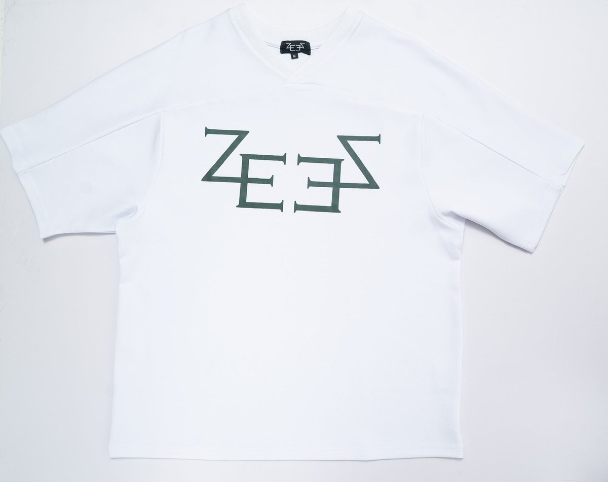 _alraqeba's tweet image. White Oversized T-shirt

#Shopify #OnlineBusiness #boutique