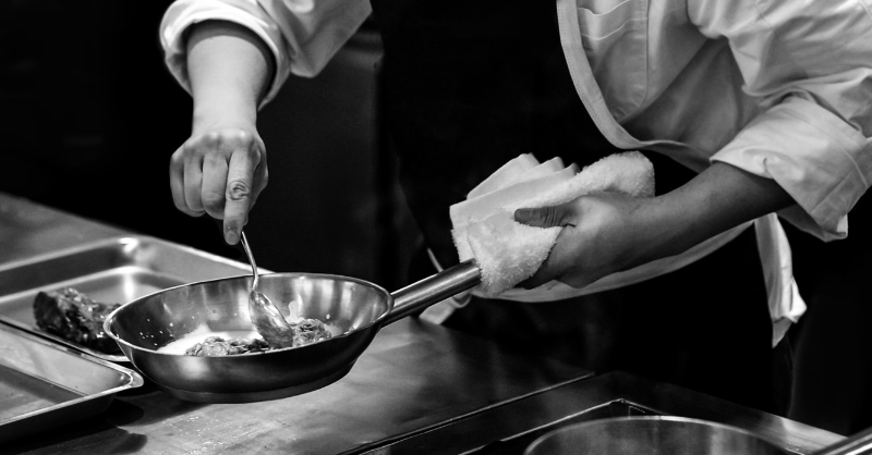 nextgenmfg's tweet photo. Serving one of the most under-reported industries when it comes to research, Executive Vice President Deirdre Flynn shares how NAFEM is helping food equipment manufacturers plan for an exciting future. #datadriven #MPICustomerSpotlight