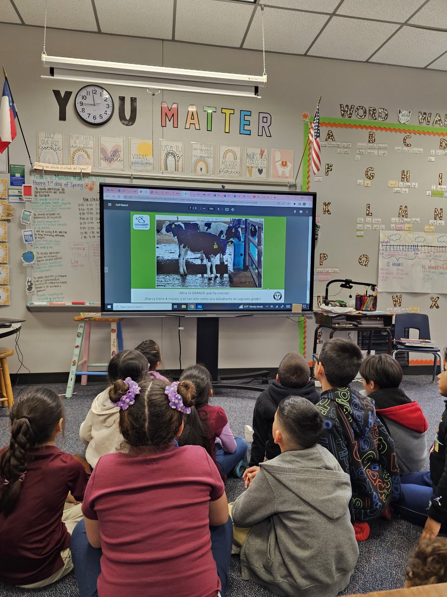 Stay close to children who make you feel like sunshine! My why: their 'aha' moments and endless love. Although there is some rough days their smiles when you understand them trumps just that! #AVIDignite #AVID4Possibility @AliefISD @ajbushelem @AVID4College