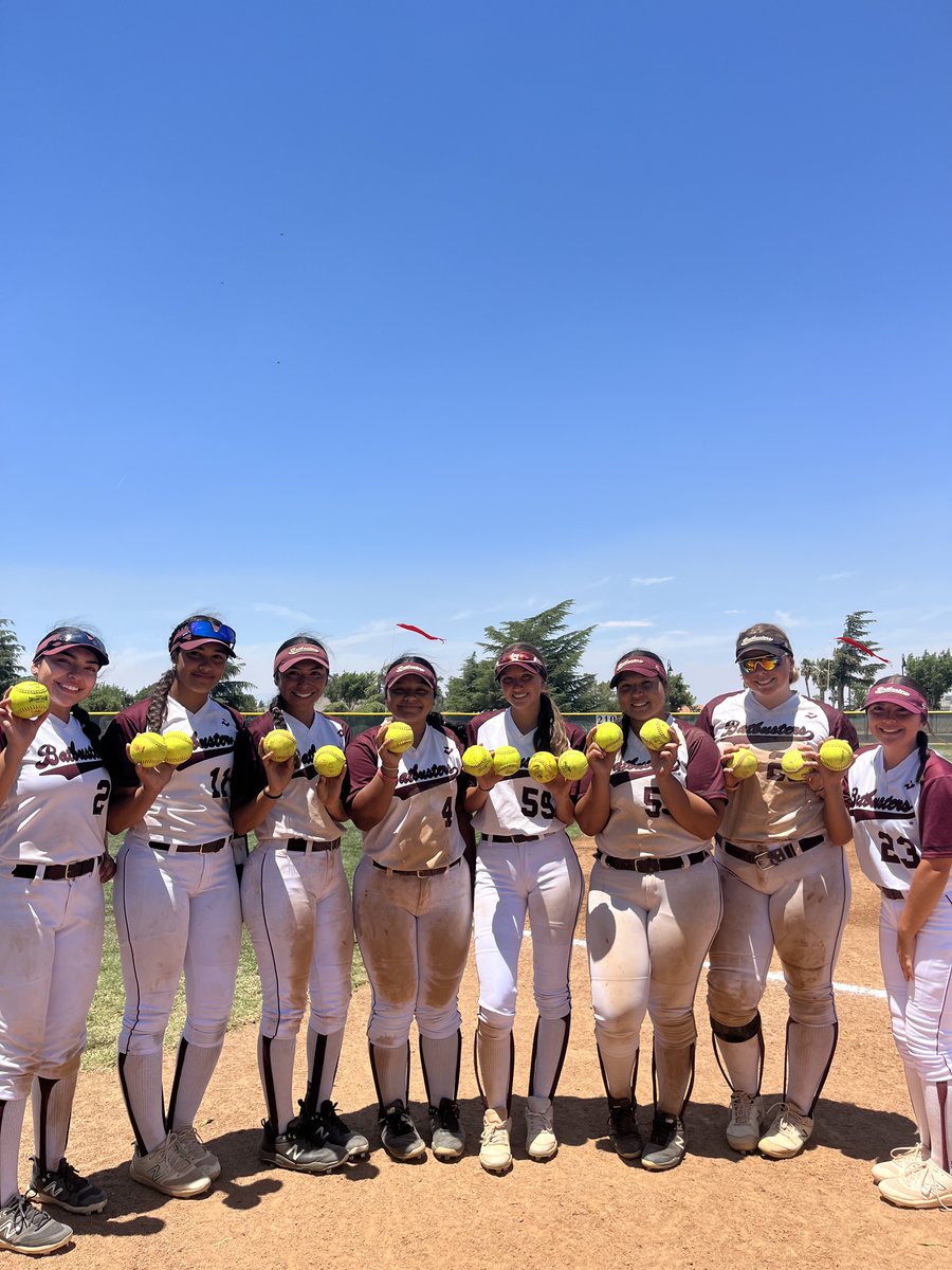 OcbatbustersL's tweet photo. 16u USA Preps Players of the weekend:
Offense: 15 homeruns-8 games: 2026s Isabella Ochoa (1)) Isabela Sanchez (2); 2025s Loreale Blake (2), Chloe Centeno (1), Sofia Zavarella (4) Gianna Lomeli (2), 2024s Hailey Rice (2) and Brianna Vialpando (1)
2025 P Mercedes Saldana was 5-1. https://t.co/3p3sg0FblU