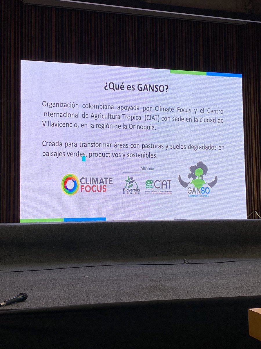 GGGICol's tweet photo. #AEstaHora, participamos en la presentación de @GansoColombia, quien comparte su experiencia en el sector cárnico y lácteo para el monitoreo y la trazabilidad de los bosques, reafirmando el compromiso con los @ACD_Col y la sostenibilidad de Colombia.🌳🐄 
🇨🇴#PorLaCeroDeforestación