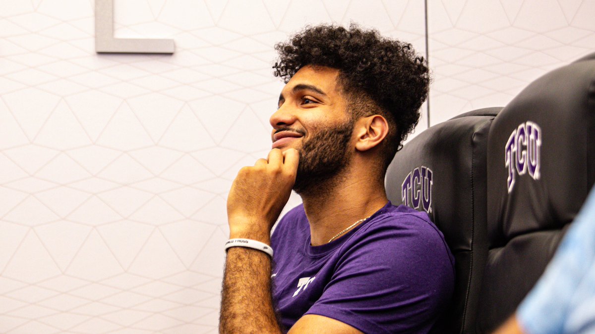 TCUBasketball's tweet photo. We appreciate @DrJLawrence speaking to the team about Title IX education.

#GoFrogs https://t.co/jakNnGhJVl