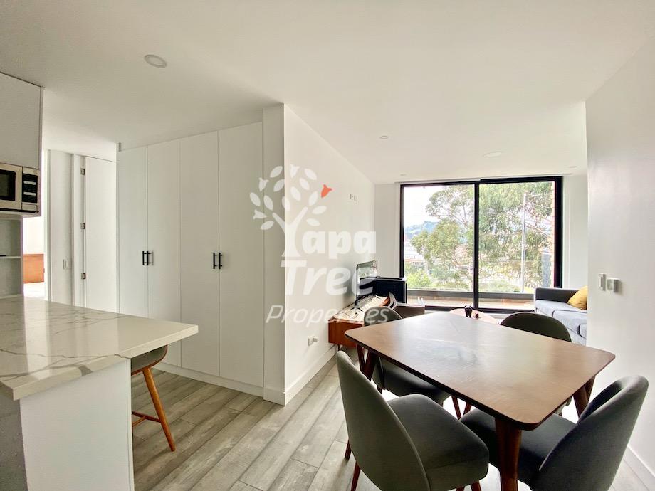 YapaTreeRE's tweet photo. Turnkey 2 BDR with Spectacular River Views (Airbnb Ready)

Sector: Cuenca

This Apartment for Sale Features:

 2 Bedrooms
 1 Bathroom
 Living room and kitchen
 Painted and lacquered closets and kitchen furniture
 White calacata quartz countertops
 Underf https://t.co/6Gf6MMuubC