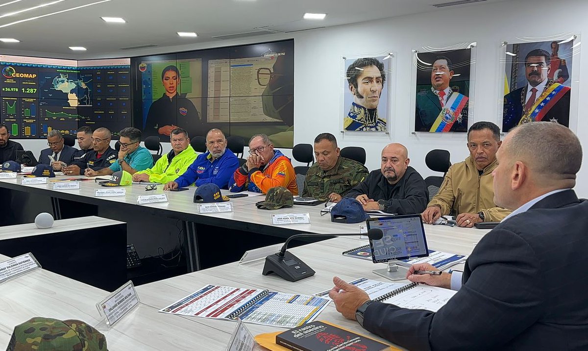 MijpVzla's tweet photo. #17JUL || Gracias a las acciones del Cicpc en el edo. Carabobo, 5 sujetos fueron detenidos en un operativo especial para el desmantelamiento de la banda “Los Guaricheros” que operaba en la región central del país.

#CongresoMundialDePoesia https://t.co/r89rWTVUji