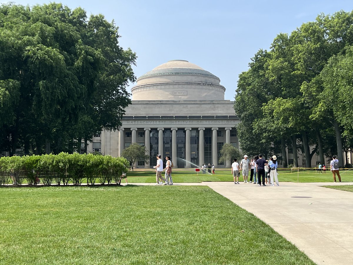 Matthew Zhou tweet media