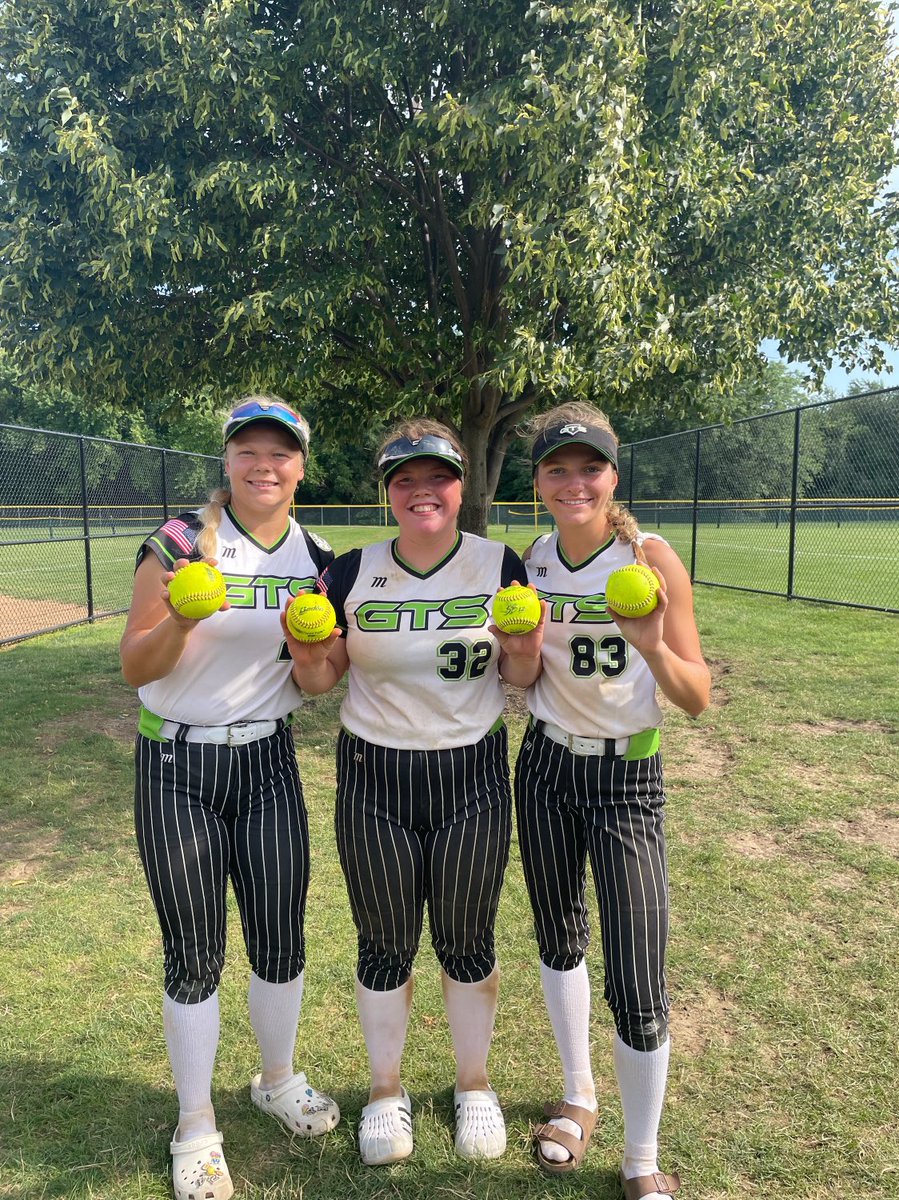 Bomb squad from the weekend 

⁦<a href="/PendowskiSyd/">Sydney Pendowski 2025</a>⁩ 💣

⁦<a href="/Kailey_2026/">Kailey Anderson</a>⁩ 💣💣

⁦<a href="/KiannaAltendorf/">Kianna Altendorf</a>⁩💣💣

We have a weekend off then we’re off to Peoria to finish off the season!
