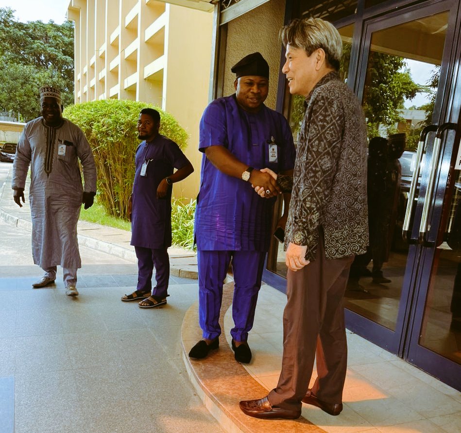 davidsujimkuta's tweet photo. 9. The opportunity for progress and development is within reach, and together, we can embrace a future filled with promise and prosperity.
#TarabaSouth https://t.co/PAf5tN8mFp