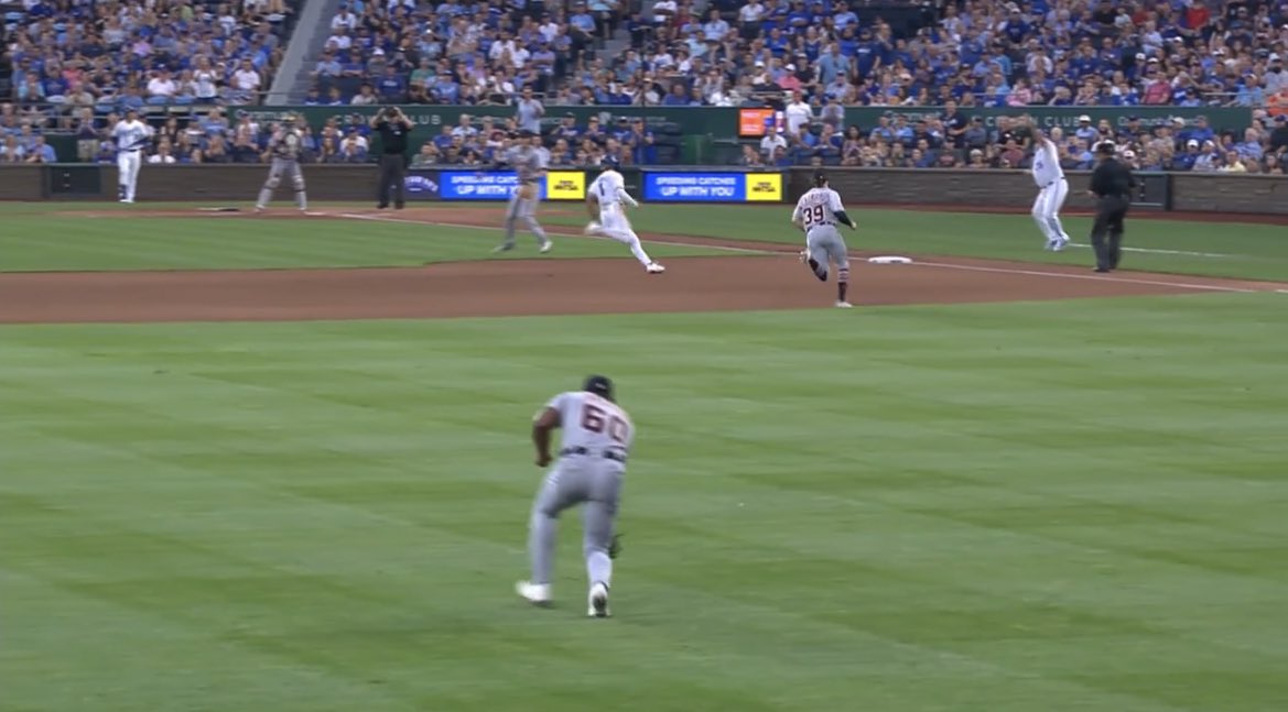 Jed 🇬🇧 on Twitter "Baddo might have the worst outfield arm I’ve ever