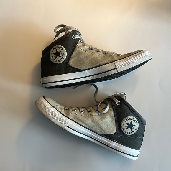 5MamaK's tweet photo. So good I had to share! Check out all the items I'm loving on @Poshmarkapp #poshmark #fashion #style #shopmycloset #converse #lululemonathletica #logobylorigoldstein: https://t.co/Txq6QWir4e https://t.co/kqE6yz2DqP