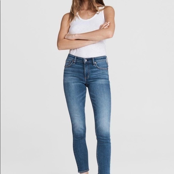 So good I had to share! Check out all the items I'm loving on <a href="/Poshmarkapp/">Poshmark</a> #poshmark #fashion #style #shopmycloset #publicrec #polobyralphlauren #ragbone: posh.mk/MINdstItsBb