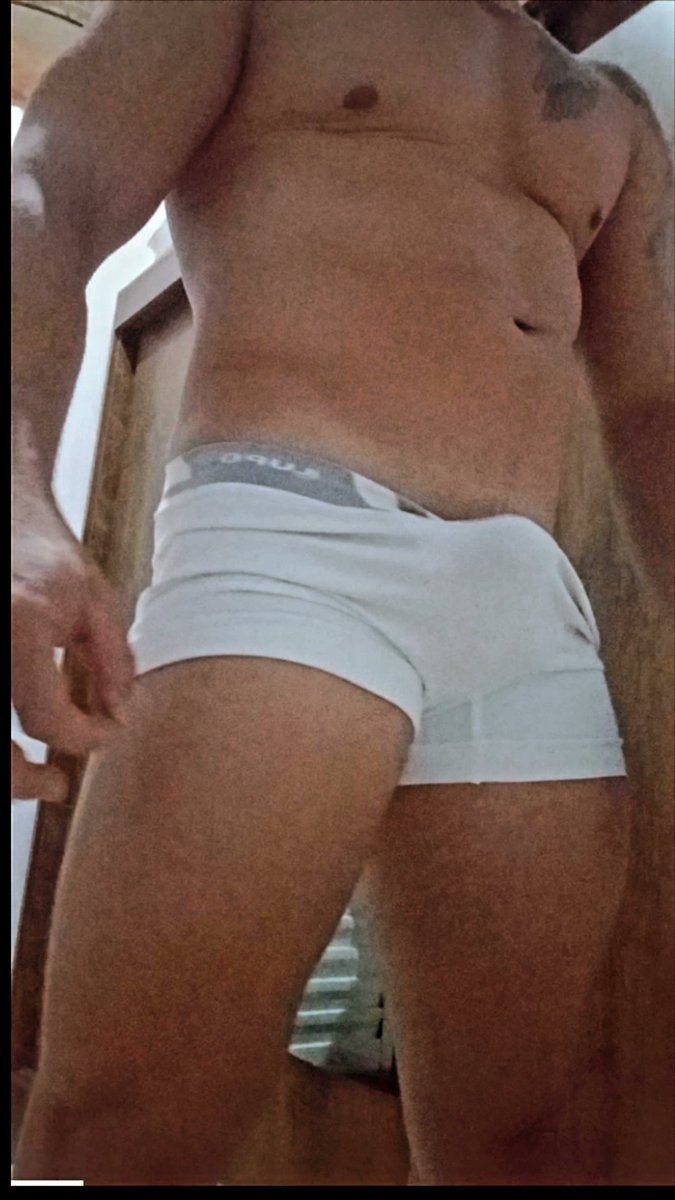 AlexMachad26718's tweet photo. 😈😈🍆🍆🍆 https://t.co/OKQ0D9Rw9z