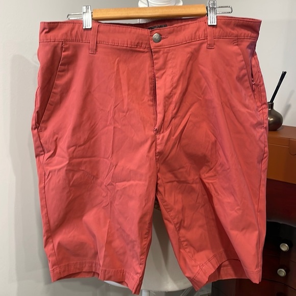 So good I had to share! Check out all the items I'm loving on <a href="/Poshmarkapp/">Poshmark</a> from <a href="/tori1020h/">Tori Haltenhoff</a> #poshmark #fashion #style #shopmycloset #wethefree #montfort: posh.mk/yEqov9hdwBb