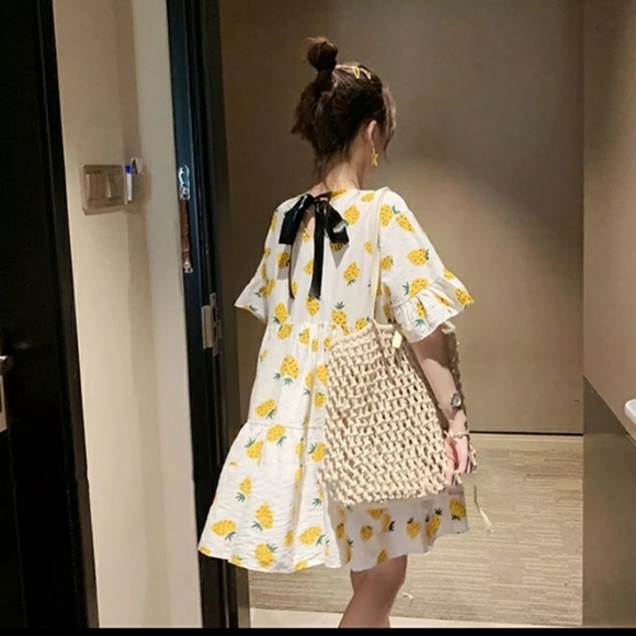 DarylDeVault's tweet photo. So good I had to share! Check out all the items I'm loving on @Poshmarkapp #poshmark #fashion #style #shopmycloset #vintage #marahoffman: https://t.co/SMCPMH0yHk https://t.co/V6Zf5ewmhg