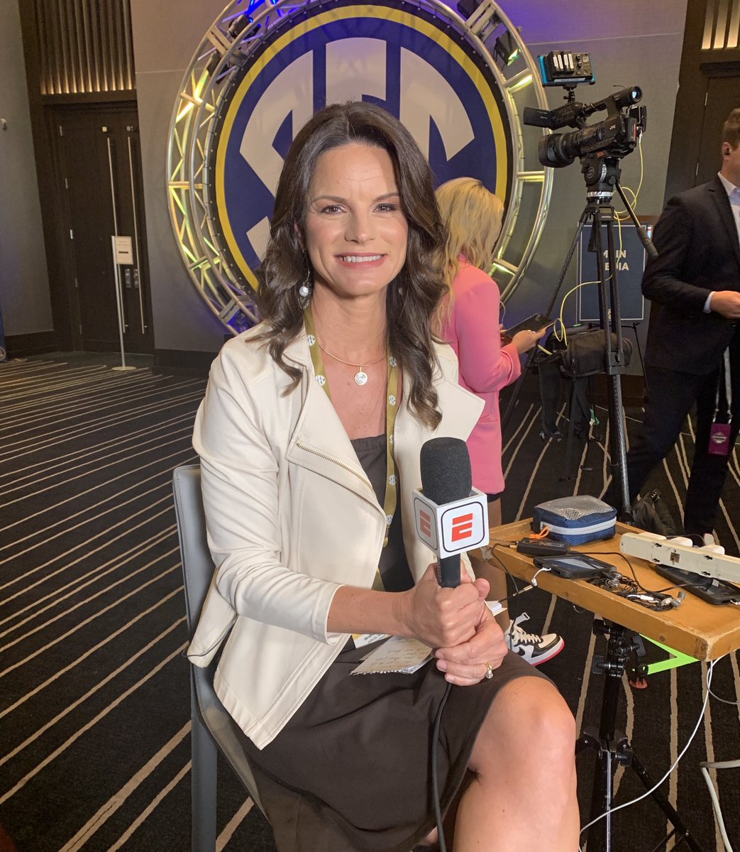 Heather Dinich tweet media