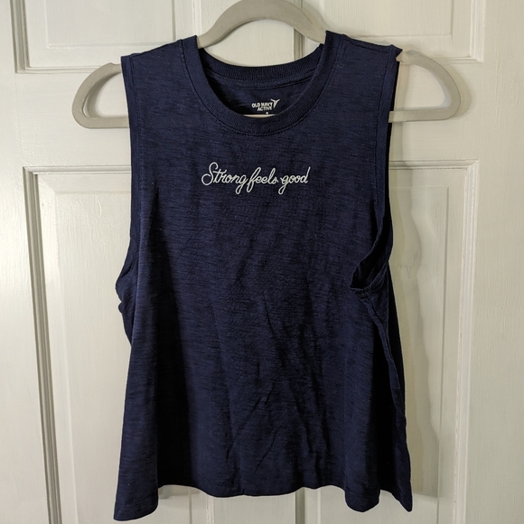 beautysweeps's tweet photo. So good I had to share! Check out all the items I'm loving on @Poshmarkapp from @CandiFay12 @ShabbirKika #poshmark #fashion #style #shopmycloset #polobyralphlauren #oldnavy #meettheposher: https://t.co/PLdwdN3HOE https://t.co/wcmbVAHoxq