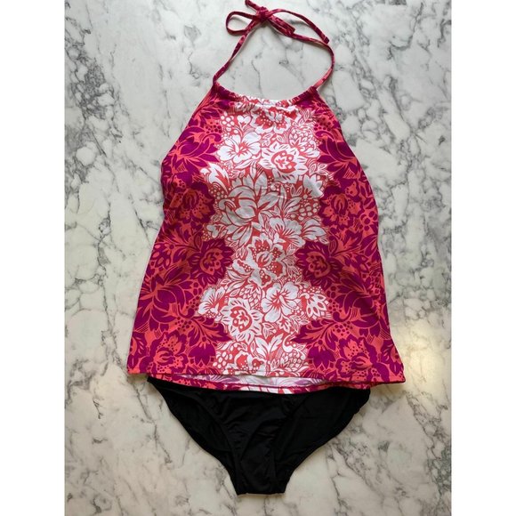 beccamariesbtq's tweet photo. So good I had to share! Check out all the items I'm loving on @Poshmarkapp from @pinksugarc #poshmark #fashion #style #shopmycloset #lablanca #laurenralphlauren: https://t.co/DwGiGgYPMa https://t.co/XVjbZBuLaf